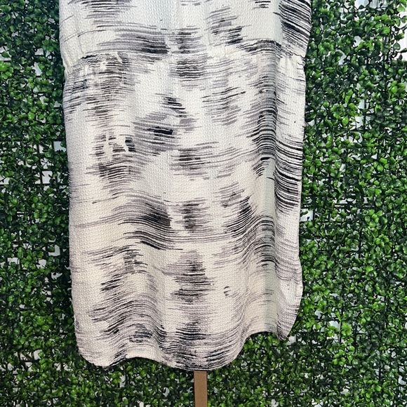 Vince Silk marble jacquard drawstring dress size small - Picture 11 of 11